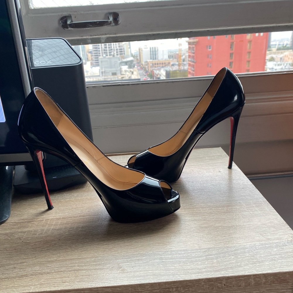 Christian Louboutin Prive Peep Toe heels